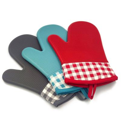 China Gujia OEM Food Grade Thick Silicone Kitchen Heat Resistant Hot Cooking Oven Mitts BBQ Mitts Pot Holder Microwave Oven Mitts for sale