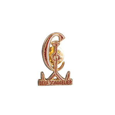 China Europe Factory Wholesale Price New Letters Fashion Badges Gold Plated Logo Gift Clothing Wearing Pins Custom Made for sale