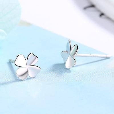 China FASHIONABLE Ladies S925 Sterling Silver Four Clover Earring Cute Jwellary Earrings Stud Flower Earrings for sale