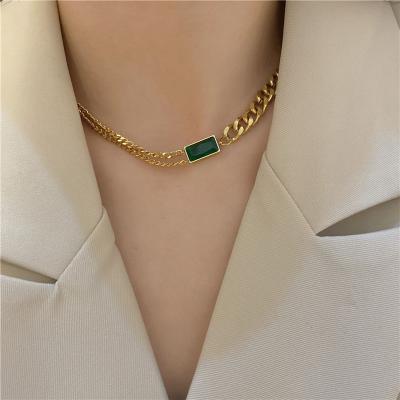 China 2022 New Arrival Luxury 18k Gold Stainless Steel Chain Jewelry FASHIONABLE Short Pendant Necklaces Emerald Necklace for sale