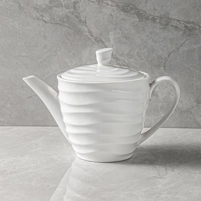 China Viable 370ML Porcelain Coffee Pots Color Embossed White Hesitate For Hotel Restaurant Retro Geschirr Pottery Teapots Rustic Tea Coffee Pot for sale