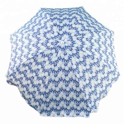 China Outdoor Furniture 7ft 8 Panel Beach Umbrella Polyester Flower Design With Slanted White / Blue for sale