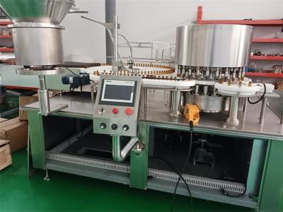 China Equipo de tapón de llenado de precisión para productos farmacéuticos líquidos/en polvo que cumplen con las normas de calidad en venta