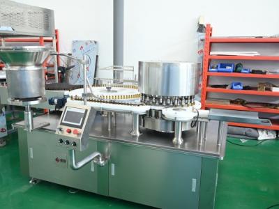 China GMP-zertifizierte Flaschenfüllproduktionslinie mit 760 kg Waschmaschine 5500 kg Trocknerofen 700 kg Füllkappenmaschine zu verkaufen