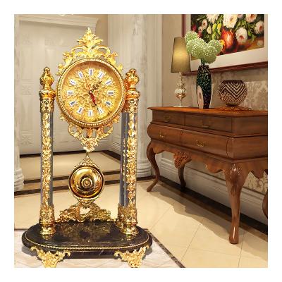 China Calendars Decor Desk Clock Luxury Classic Vintage Home Designer Clock for sale