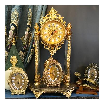 China Class Desktop Luxury Wholesale Medieval Style Clock Design Creative Grandfather Clock for sale