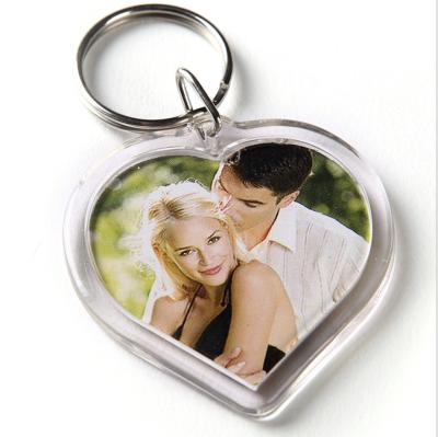 China Promotion Valentine Gifts Custom Resin Transparent Souvenir Gifts With Insert Photo View Key Chain for sale