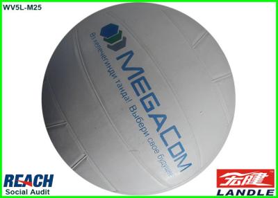 China Aufblasbarer Volleyball-Gummiwasserball der Größen-5 nach Maß, weiß zu verkaufen