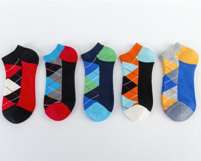 China QUICK DRY colorful argyle pattern men fashion beautiful short ankle socks for sale