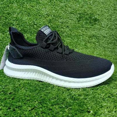 China Lightweight Lightweight PVC Injection Shoes Factory Flight Knit Top OEM Fashion Lace Up Styles Breathable Sports Shoes Men Sneakers for sale