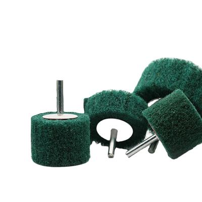 China Nonwoven Polishing Abrasive Green Flap Mounted Wheels Flap Wheel For Wood for sale