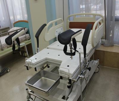 China Quiet Care No Noise Convenient Simple Operation Multifunctional Medical Nursing Bed for sale