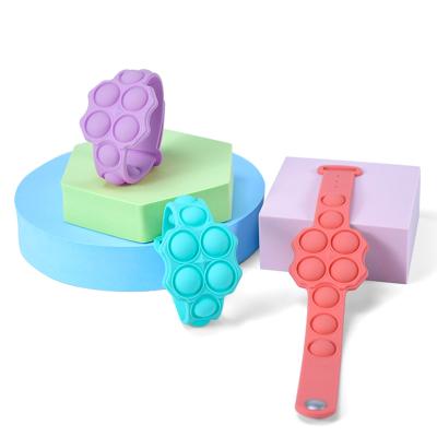 China Decompression direct sales bracelet impatience decompression toys silicone bracelet toys bubble toy for sale