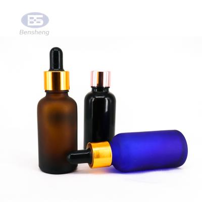 China 30ML CBD Hemp Oil Dropper Bottle Customized Eco-friendly Recyclable Glass Essential Oil Bottle for sale