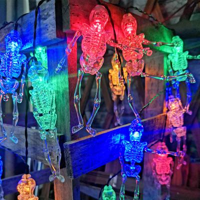 China Outdoor Waterproof Pvc+copper wire+LED Halloween Decoration Light Solar Powered String Ghost Skeleton Light for sale