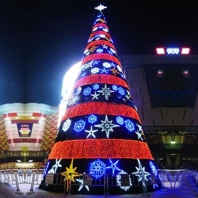 China New Coming 20ft 30ft 40ft 50ft RGB Slim Pre Lit Giant Mall 2022 Commercial Christmas Tree For Outdoor Decoration for sale