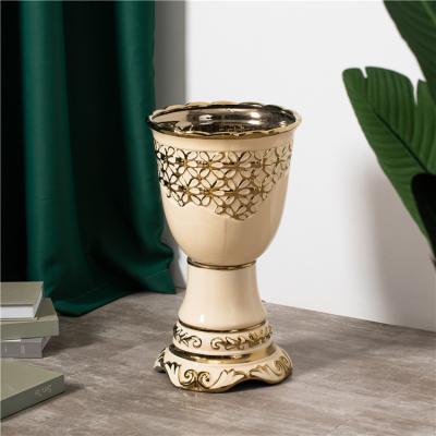 China Modern Interior Decorations New arrival modern home living room decoration flower vase custom luxury ceramic vase for home decor for sale