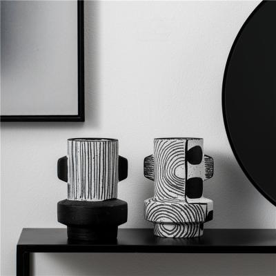 China Modern Interior Decorations Home decor accessories mini small nordic ornament black ceramic vase modern home wedding decoration ceramic flower vases for sale