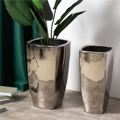 China Large Flower Pot Ribbon Custom Made Outdoor Indoor Minimalist Ceramic Decoration Garden Plant Planter Pots for sale