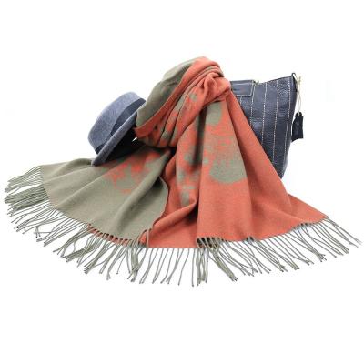 China 2019 Latest Italian Jacquard Design Double Face Blended Soft Cashmere And Wool Jacquard Shawl for sale