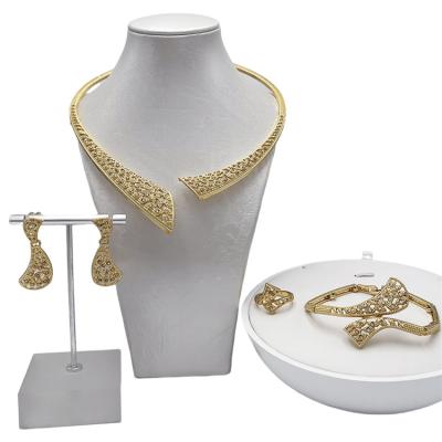 China 4pcs/set 2022 New Alloy Jewelry Sets Gold Plated Wedding Necklace Dangle Earrings Jewelry Sets For Women for sale