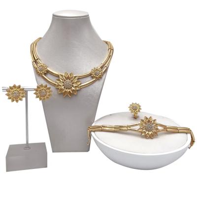 China 4pcs/set Jewelry Set Necklace Earrings Bracelet Ring For Women High Quality Gold Jewelry Set for sale