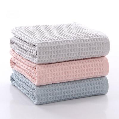 China PORTABLE 100% Cotton Waffle Baby Soft Absorbent Bath Towel for sale