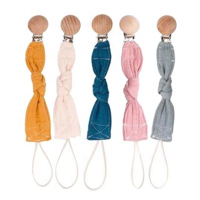 China INS Hot Selling Organic Cotton Muslin Pacifier Chain Clip BTE35F for sale