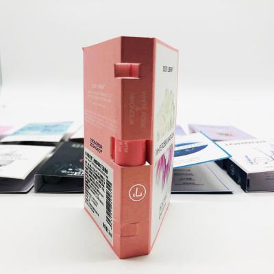 China Recyclable Custom Perfume Packaging Paper Box For Small Bottle for sale