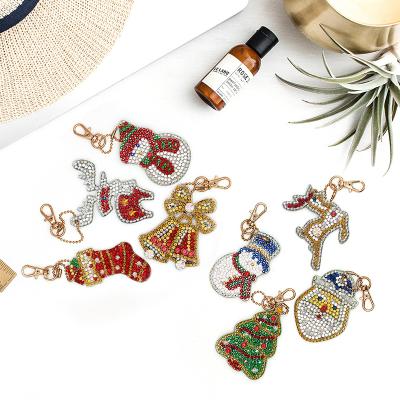 China DIY Diamond Christmas Shape Double Side Eco-Friendly Resin Sequins Painting Key Chain New Product Weekly Set Business 2021 for sale