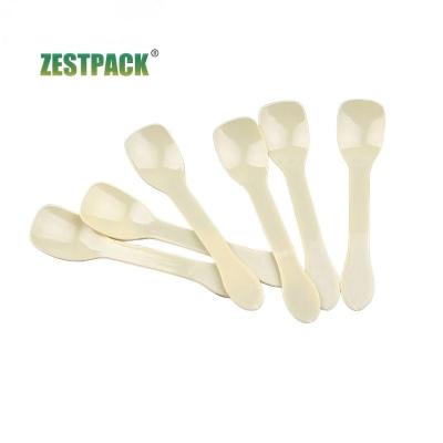 China Mini Disposable Plastic Ice Cream Scoop Yogurt Pudding Multiple Color Dessert Cake Spoon for sale