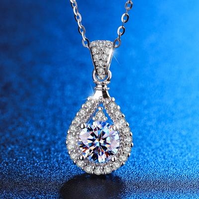 China New Trendy Women's Moissanite Necklace 925 Sterling Silver 1 Carat With Certificate Wedding Jewelry for sale