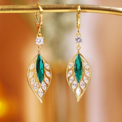 China TRENDY Green Leaf Earrings New Arrival Jewelry Earrings Women Fine Rhinestone Earrings for sale