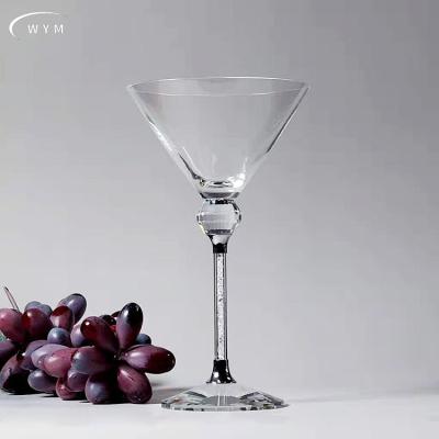 China Isn't the latest design wholesale customizable crystal diamond red wine glass factory cocktail glass for sale