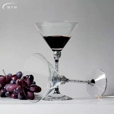 China Isn't the Customizable Diamond Wine Glass Crystal Cocktail Glass Manufacturer Wholesale Glass Latest Design for sale