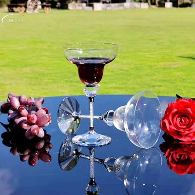 China Customizable Goblet Wine Diamond Glass Crystal Cocktail Glass Modern Manufacturer Wholesale Latest Design for sale