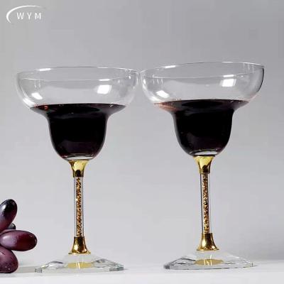 China Is not the big wine glass manufacturer sells the latest design and wholesale customizable crystal diamond cocktail glass for sale