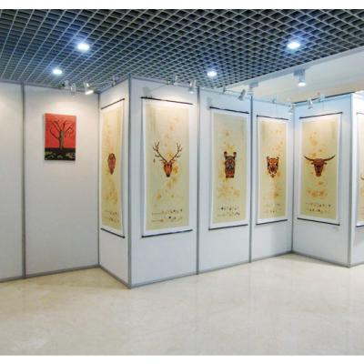 China Exhibition Factory direct 8 way prism exhibition board plywood panel laminated with white PVC film booth exhibition materials for sale