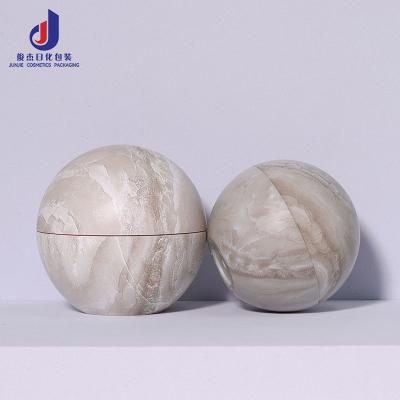 Chine Vente directe d'usine Bouteille de crème pour les yeux acrylique ronde en forme de boule De petite capacité Bouteille de crème pour le corps et le visage Containers cosmétiques de luxe à vendre