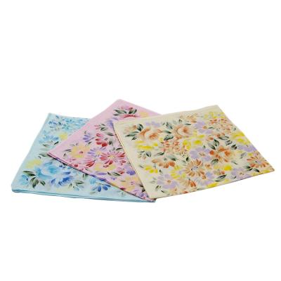 China Professional Manufacturer Printed Soft 100% Cotton Handkerchief For Cleaning for sale