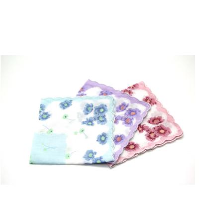 China Hot sale wholesale cheap cotton printed japanese handkerchief with scallop edge for sale