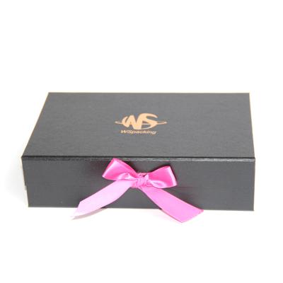 China Handmade Warm Flat Folding Paper Magnet Storage Box Handmade Fancy Cardboard Gift Box With Ribbon for sale