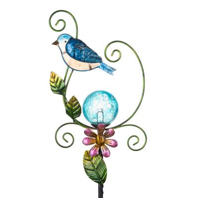 China Unique OEM Customized Ornamental Garden Stakes 1.2V IP 44 Metal Bird And Flower Decorative Solar Light Bird For Garden Decoration for sale