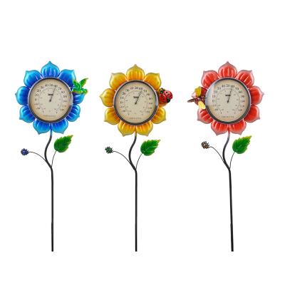 China Bath Thermometers OEM Customized Outdoor Metal Garden Ornaments Round Wireless Thermometer and Hygrometer Garden Stake for sale