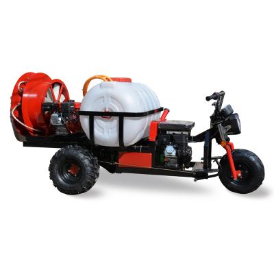 China Easy to operate Chinese hot selling agriculture machine self-propelled three-wheel drive gasoline power orchard farm garden sprayer for sale