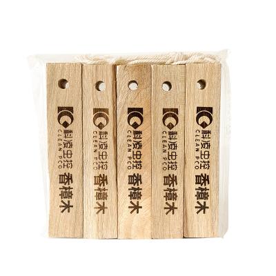 China Natural Block Pest Moth Moisture Deodorization Aromatic Wood Remove Odor Mothproof Strip Camphor wood strips en venta