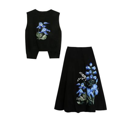 China Vintage Lady Knit Waistcoat Vest Skirt Knitwear Suit Breathable Slim Fit Floral Embroidery Knitted Suit for sale