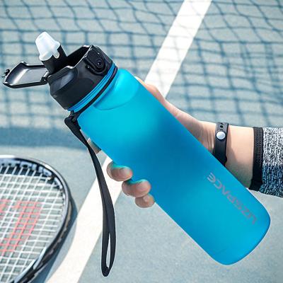 China Viable 32oz BPA Free Water Bottle With Marker Motivational Reminder Time Leakproof Drinking Water Bottle 1L With Autospout Straw for sale