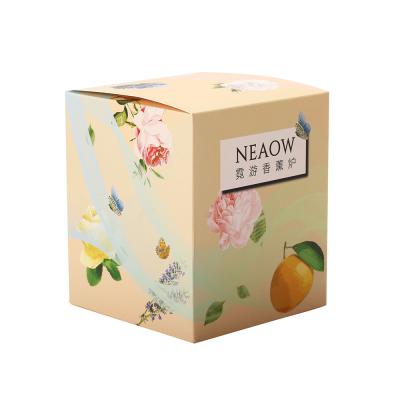 China Luxury Recycled Materials Logo White Coated Foldable Paper Custom Wholesale Gift Candle Packaging Box for sale