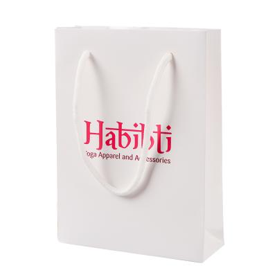 China Recyclable Fashion Custom Paper Jewelry Packaging Bag Laminated Art Paper Bag White With Company Logo Print for sale